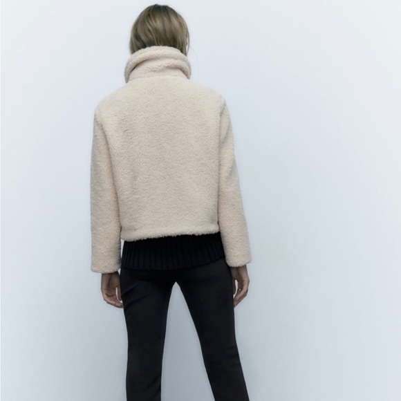 ZARA Cropped Fleece Jacket - Picture 5 of 7